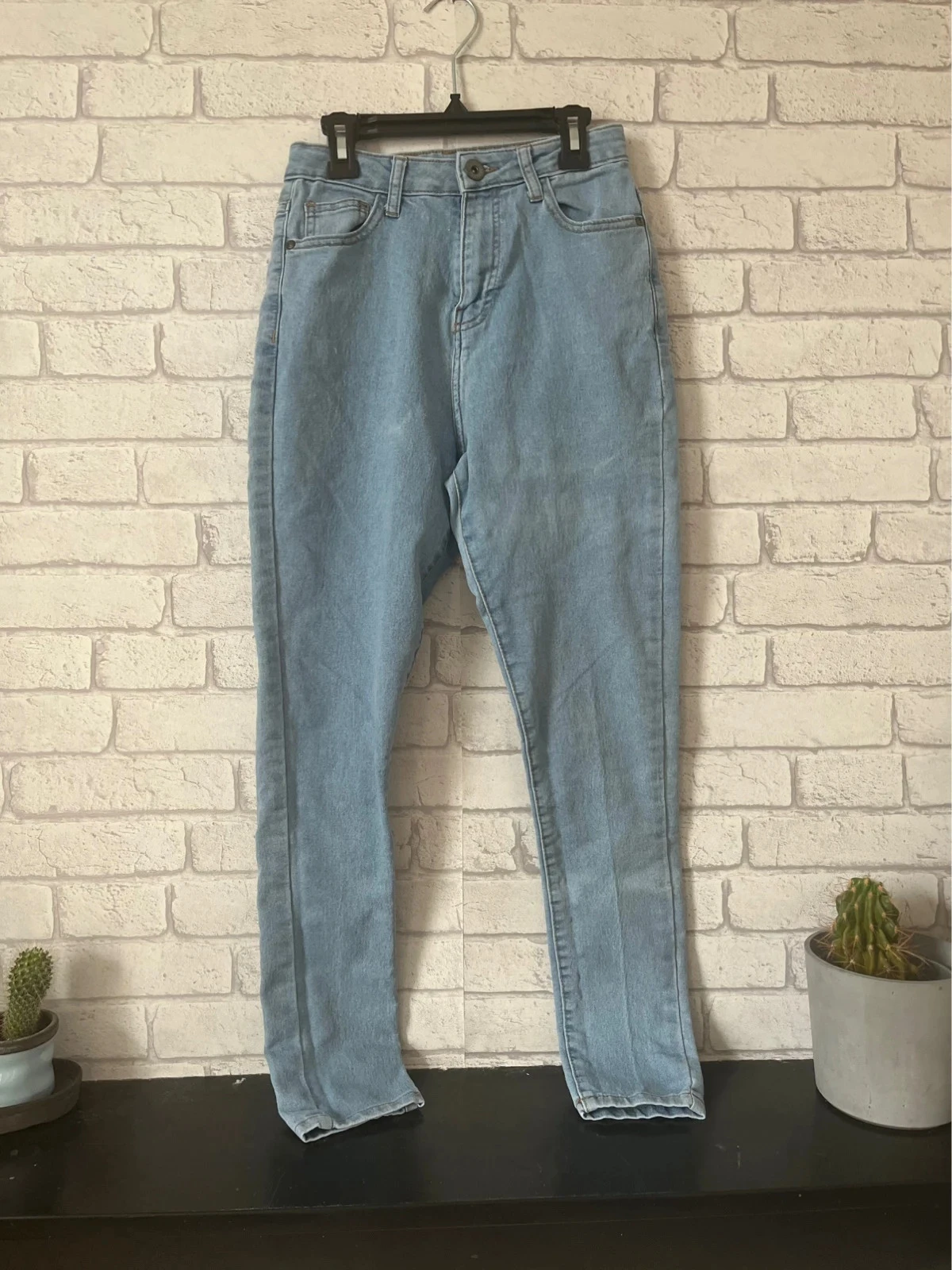 Superbe jean skinny taille haute Boohoo – T34